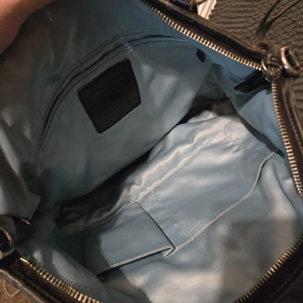 Coach‎ Signature Black And Gray Shoulder Bag
